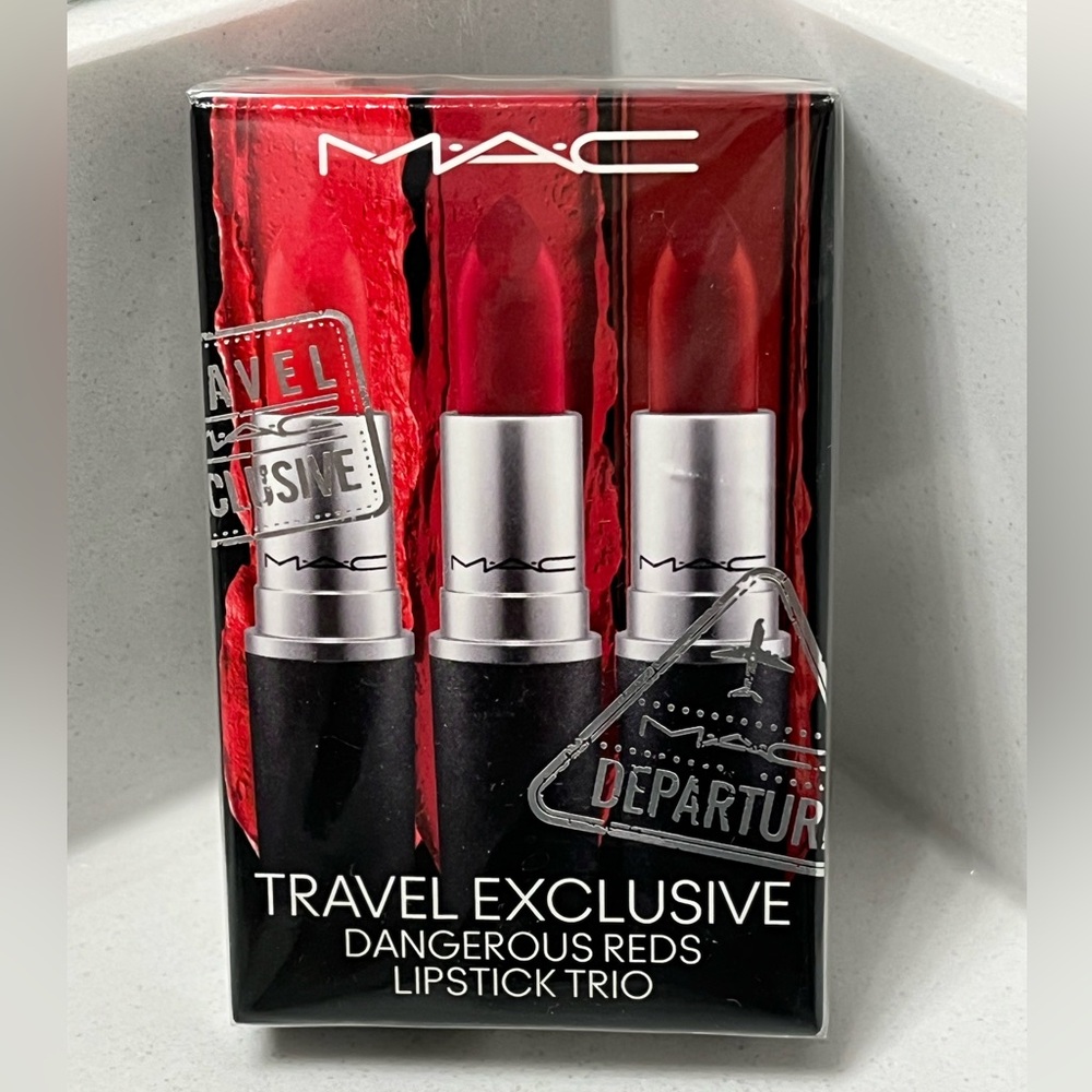 M•A•C Departure Travel Exclusive Dangerous Reds Lipstick Trio💋